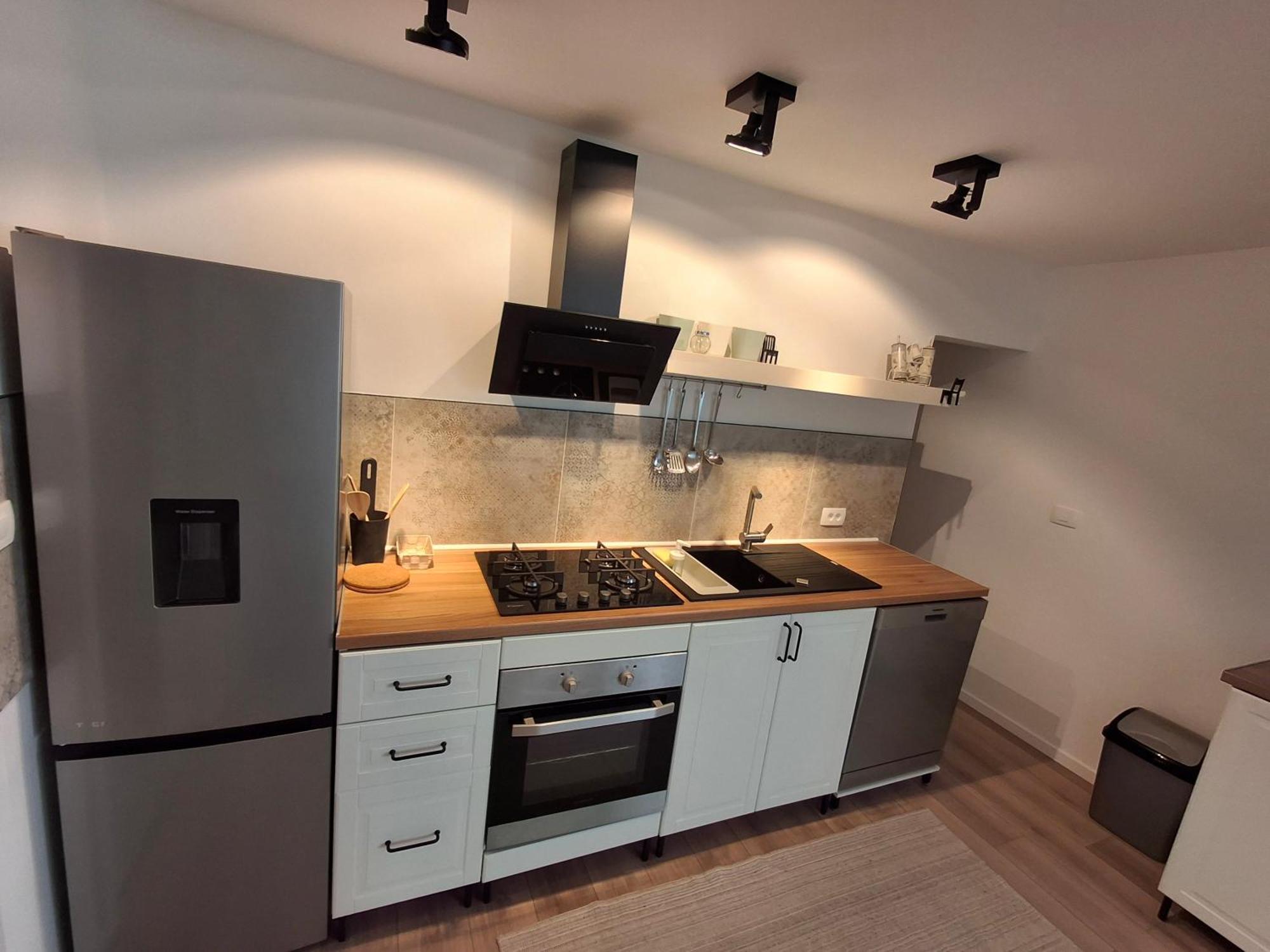 Apartmani Alma プーラ エクステリア 写真