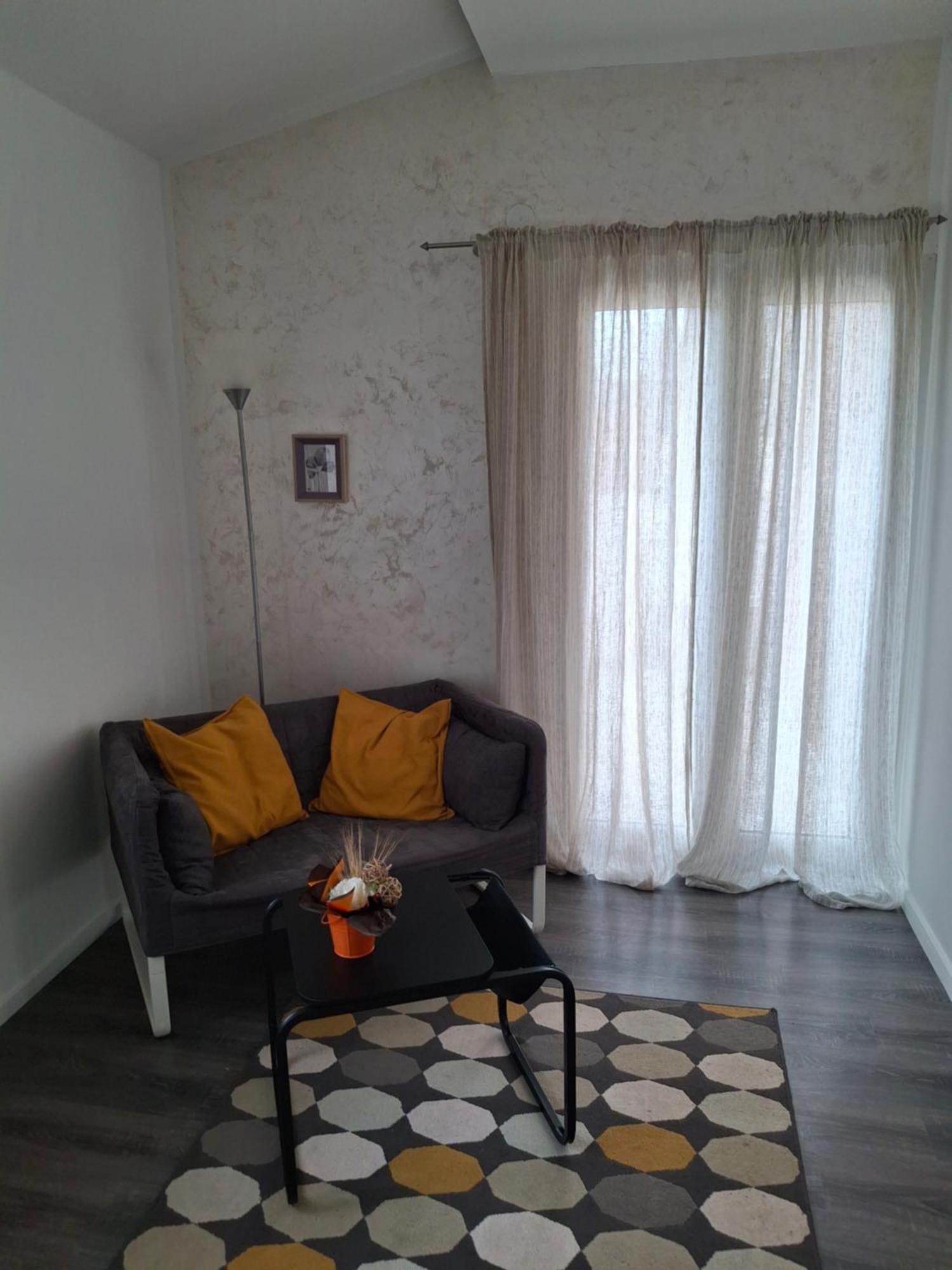 Apartmani Alma プーラ エクステリア 写真