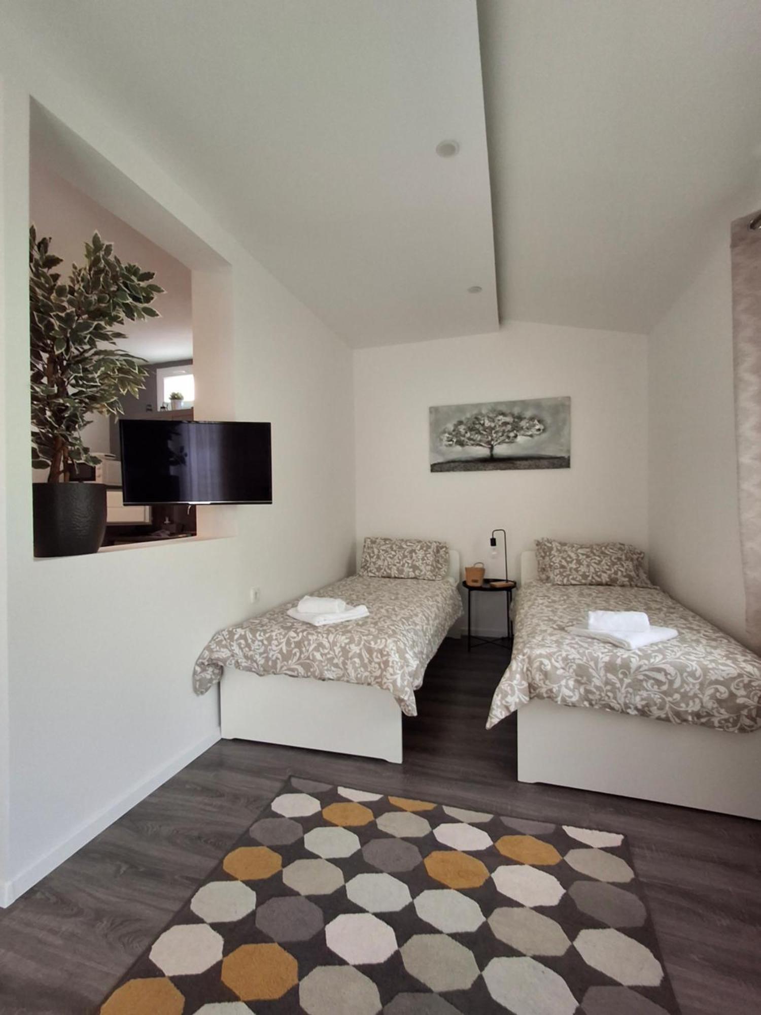 Apartmani Alma プーラ エクステリア 写真